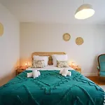 Plaine - Vue Montagne Et Garage A 700m Du דירה *